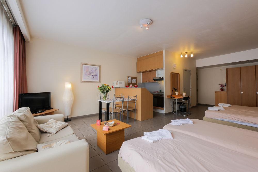 Budget Flats Apartment *