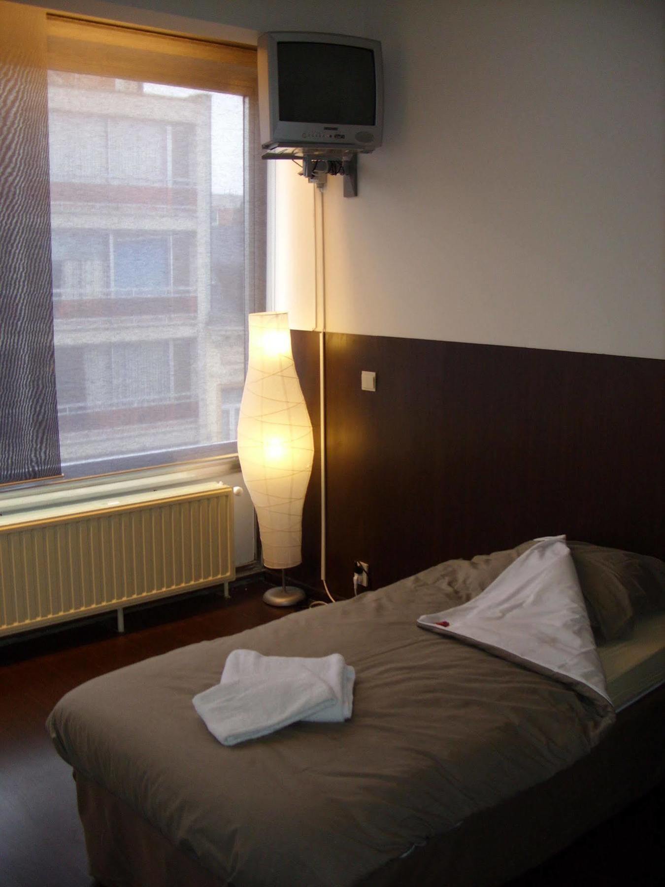 Apartment Budget Flats